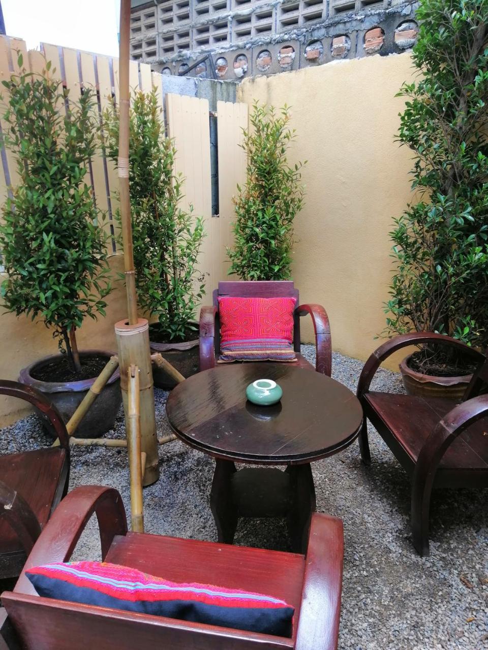 Baan Khun Krub Hotell Chiang Mai Exteriör bild