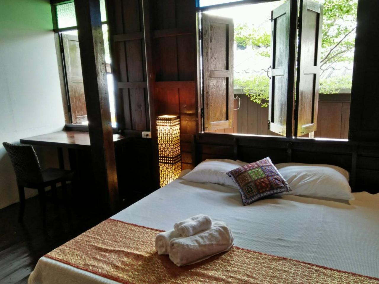 Baan Khun Krub Hotell Chiang Mai Exteriör bild