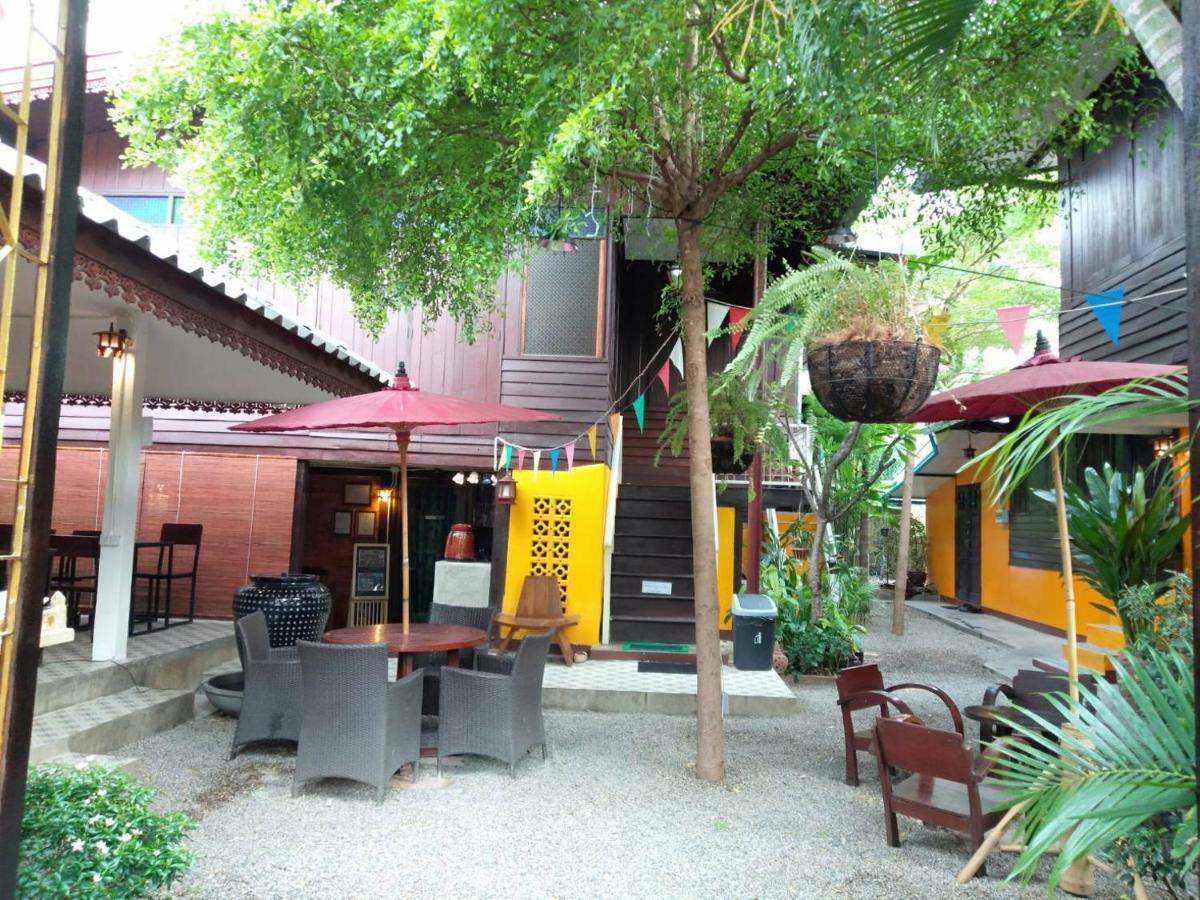 Baan Khun Krub Hotell Chiang Mai Exteriör bild