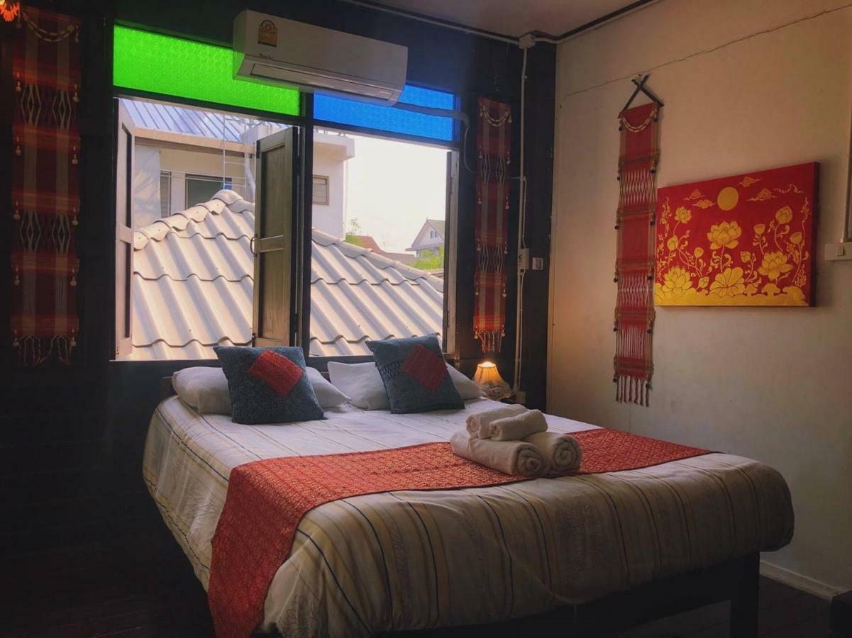 Baan Khun Krub Hotell Chiang Mai Exteriör bild