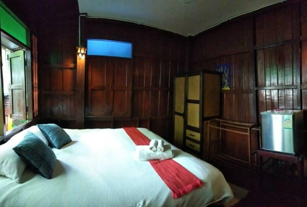 Baan Khun Krub Hotell Chiang Mai Exteriör bild