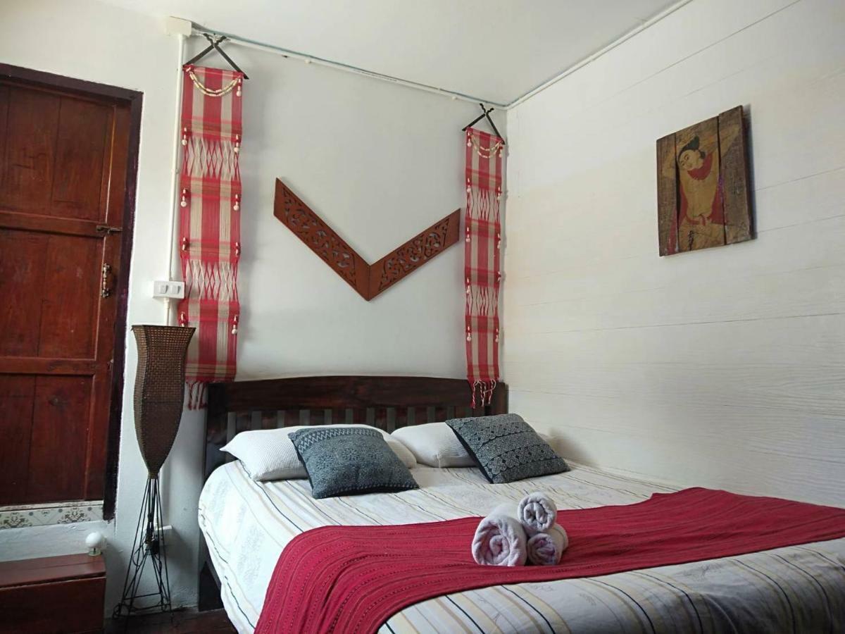 Baan Khun Krub Hotell Chiang Mai Exteriör bild